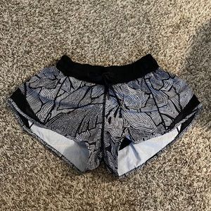 Lululemon black and white shorts